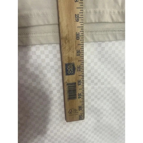 Looney Tunes Bugs Bunny  Light Beige  Color‎ T Shirt XL  Bugs Bunny - Picture 5 of 6